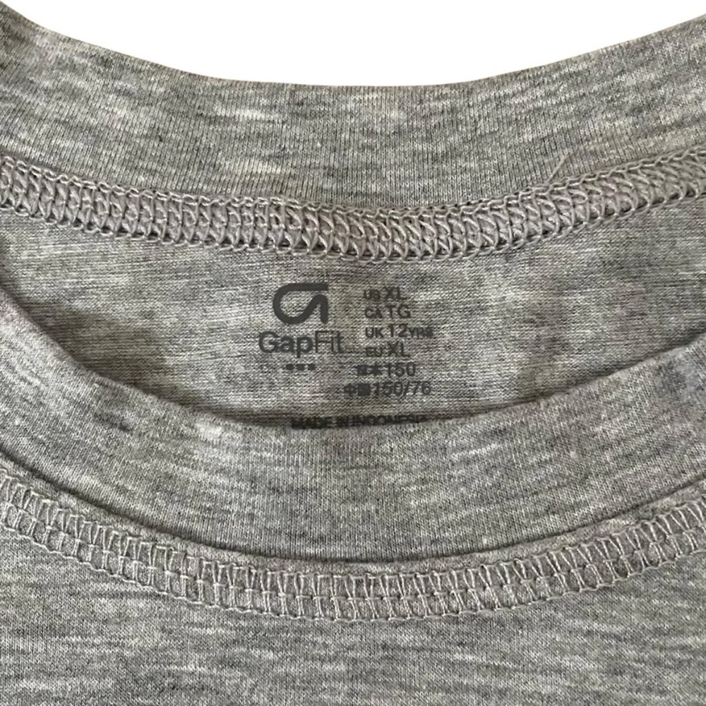 GAP gray athletic